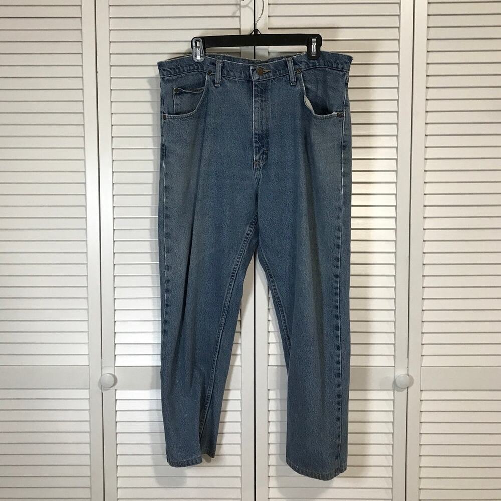 Austin Clothing Co. Med Wash Blue Denim Relaxed Fit Straight Leg Jeans Men 38x27